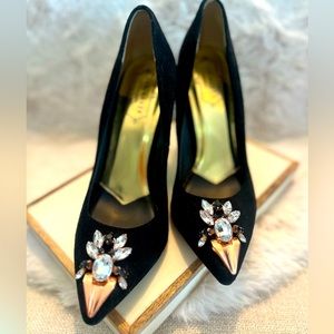 TED BAKER London Black Suede Adwale Pointed Toe Bejeweled Pumps (Size: 38)
